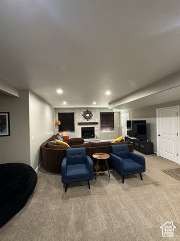 607 S HAYLIE LN, Tooele, UT 84074