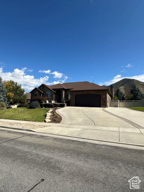 607 S HAYLIE LN, Tooele, UT 84074