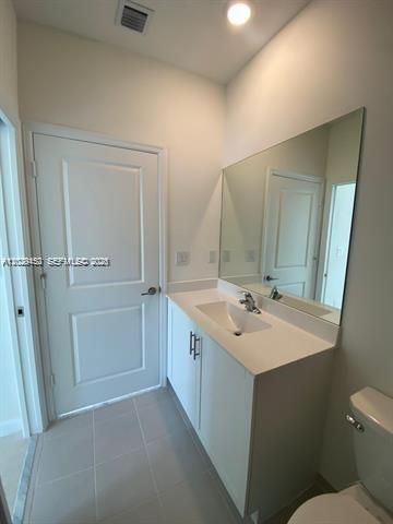 593 NE 208th Terrace, Miami, FL 33179
