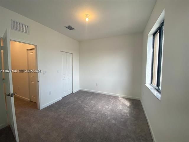 593 NE 208th Terrace, Miami, FL 33179
