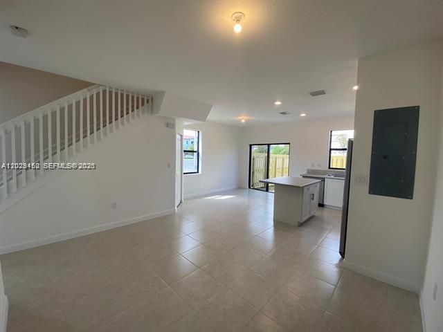 593 NE 208th Terrace, Miami, FL 33179