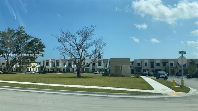 593 NE 208th Terrace, Miami, FL 33179
