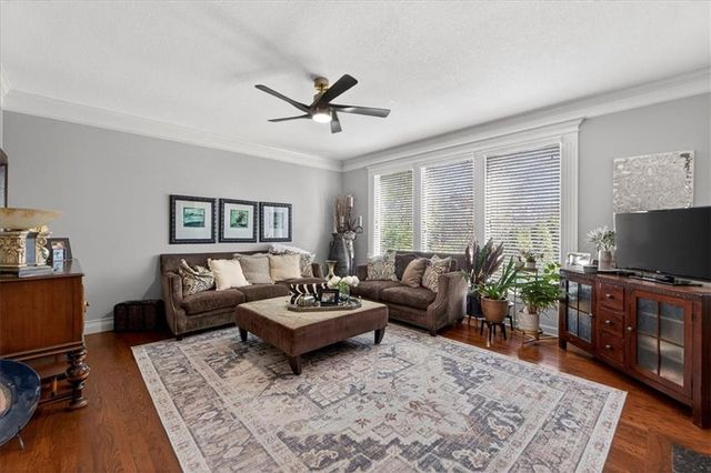 12811 Connell Street, Overland Park, KS 66213