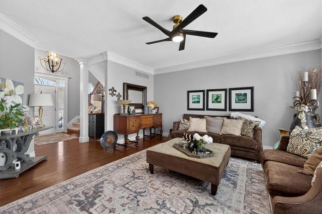 12811 Connell Street, Overland Park, KS 66213