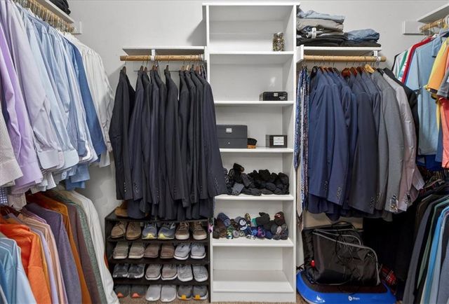 12811 Connell Street, Overland Park, KS 66213