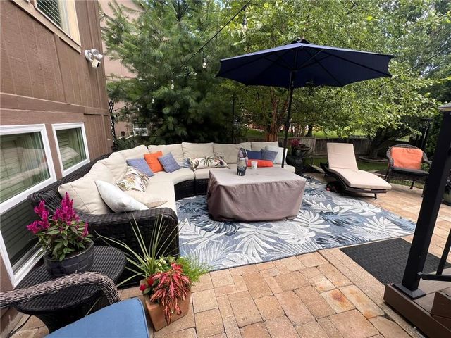 12811 Connell Street, Overland Park, KS 66213