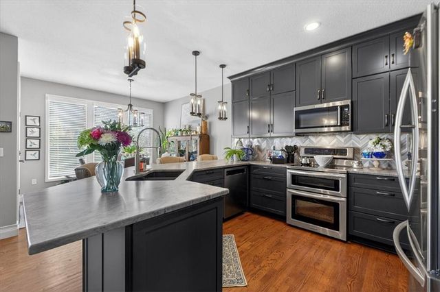 12811 Connell Street, Overland Park, KS 66213