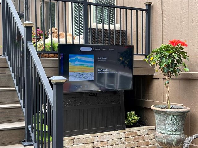 12811 Connell Street, Overland Park, KS 66213