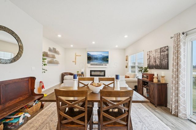 287 Crestview Lane, Pickerington, OH 43147