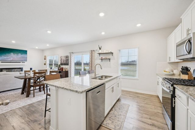 287 Crestview Lane, Pickerington, OH 43147