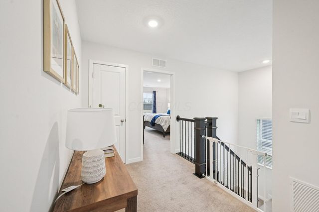 287 Crestview Lane, Pickerington, OH 43147