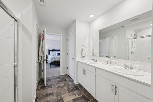 287 Crestview Lane, Pickerington, OH 43147