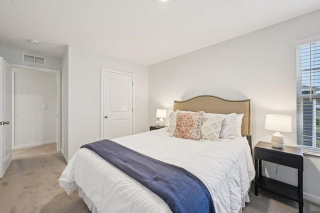 287 Crestview Lane, Pickerington, OH 43147