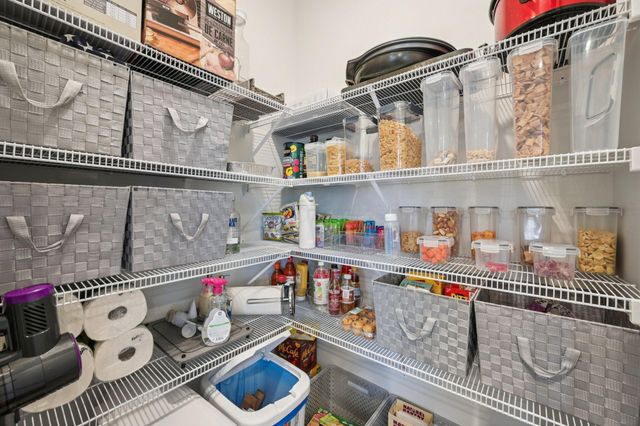 287 Crestview Lane, Pickerington, OH 43147