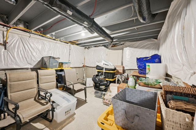 287 Crestview Lane, Pickerington, OH 43147