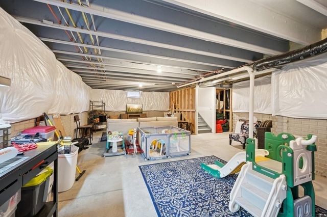 287 Crestview Lane, Pickerington, OH 43147