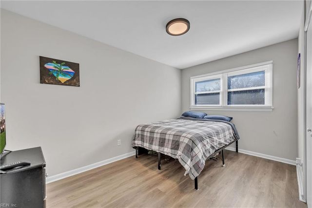 126 Bowen DR, Hampton, VA 23666