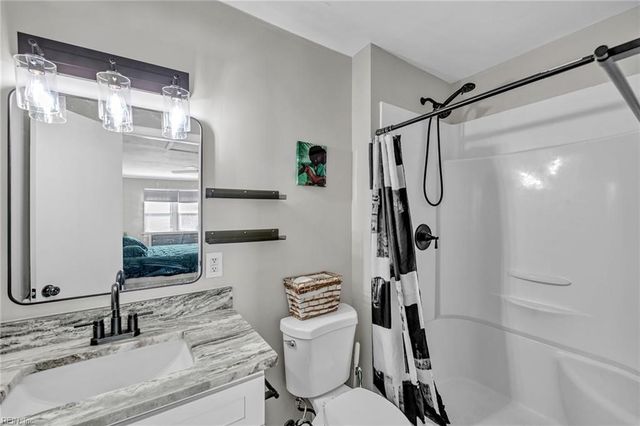 126 Bowen DR, Hampton, VA 23666