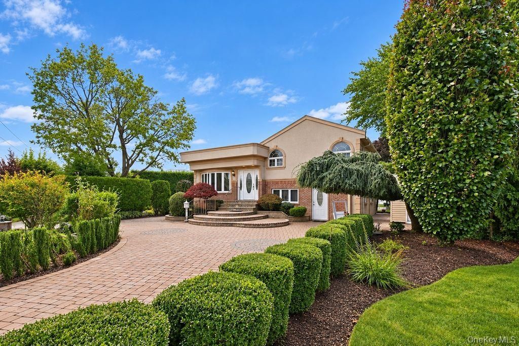 1072 Hicksville Road, Seaford, NY 11783 — photo 3