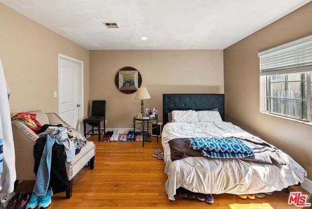 5543 Buffalo Avenue, Sherman Oaks, CA 91401
