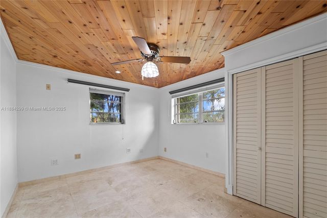 8001 SW 36th Ter, Miami, FL 33155