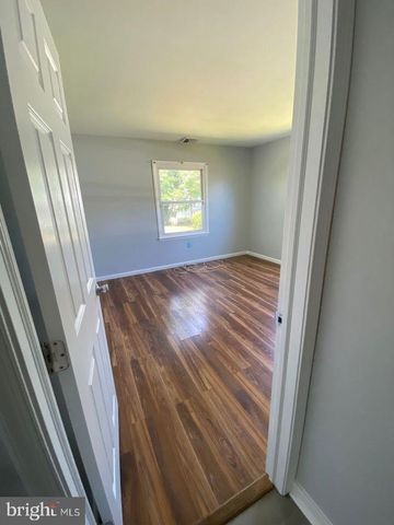 51 PEACOCK LN, Willingboro, NJ 08046