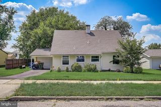 51 PEACOCK LN, Willingboro, NJ 08046