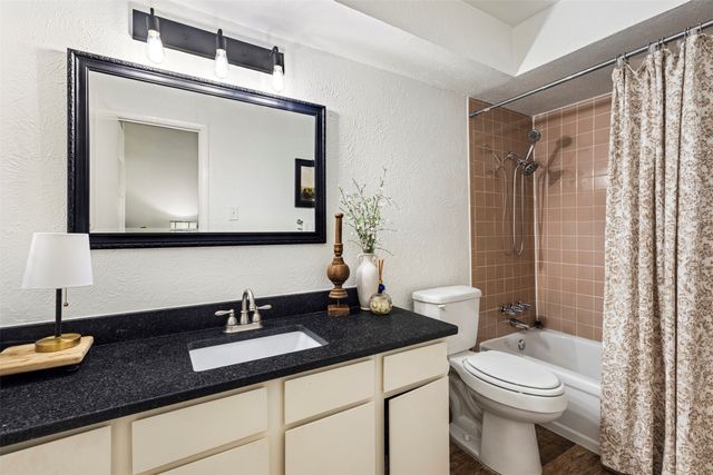 3740 Vitruvian Way D, Addison, TX 75001