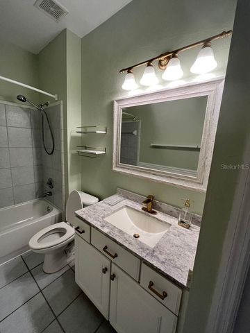 11583 NW 17TH PLACE, Gainesville, FL 32606