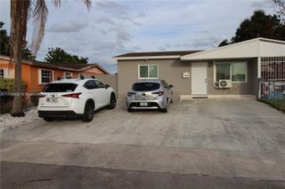 19143 NW 35th Ave, Miami Gardens, FL 33056
