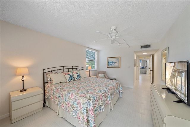 618 BAYPORT WAY BAYPORT WAY 618, Longboat Key, FL 34228