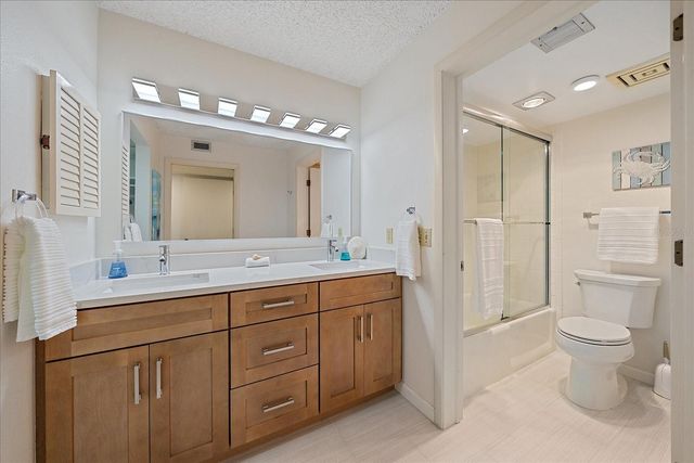 618 BAYPORT WAY BAYPORT WAY 618, Longboat Key, FL 34228