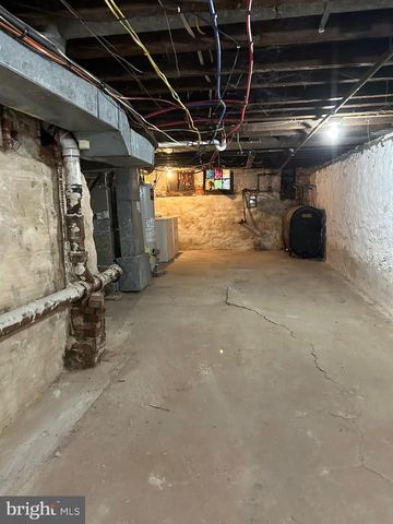2225 N 17TH ST, Philadelphia, PA 19132