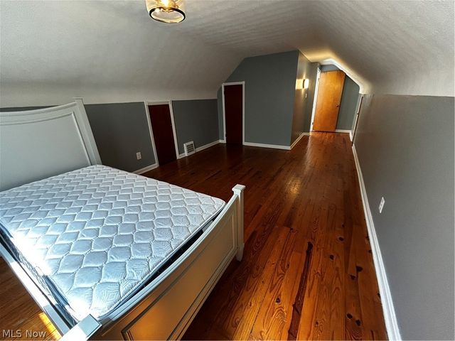 4311 Longwood Avenue, Parma, OH 44134