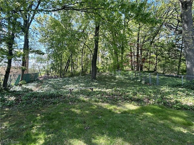 4311 Longwood Avenue, Parma, OH 44134