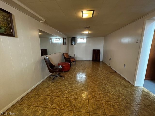 4311 Longwood Avenue, Parma, OH 44134
