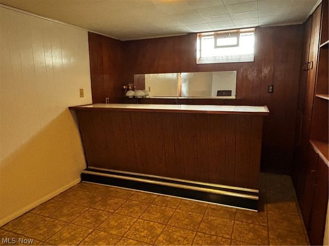 4311 Longwood Avenue, Parma, OH 44134