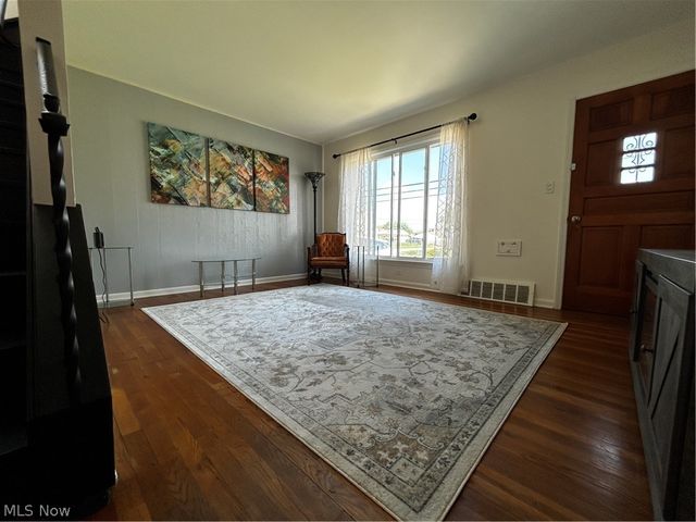 4311 Longwood Avenue, Parma, OH 44134