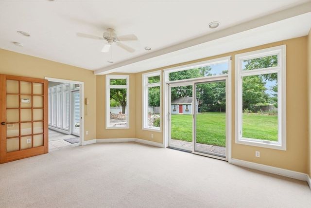7 Rising Sun Ln, West Bridgewater, MA 02379
