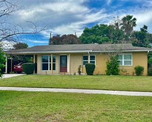 179 SE Soneto Court, Port St. Lucie, FL 34983