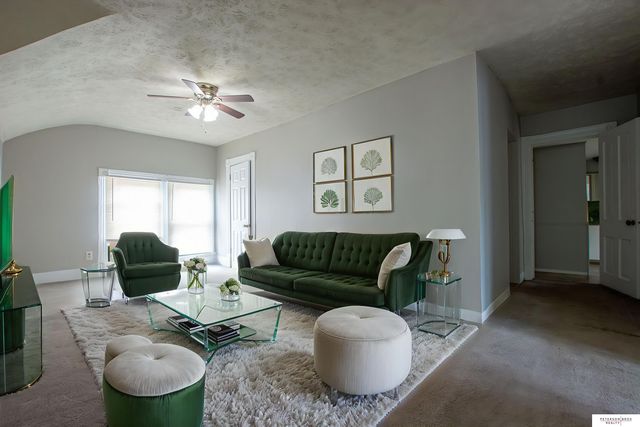 6704 Binney Street, Omaha, NE 68104