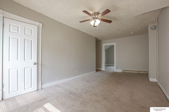 6704 Binney Street, Omaha, NE 68104