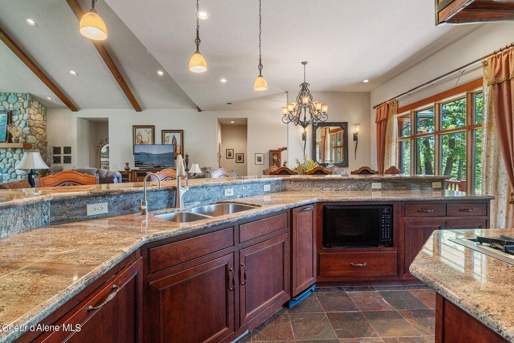 526 Roop Rd, Cocolalla, ID 83813 photo 14