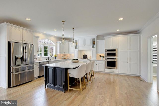 2079 TIMBERNECK DR, Owings, MD 20736