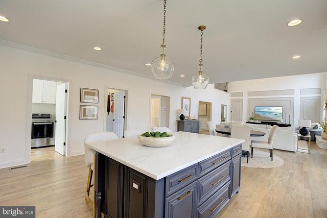 2079 TIMBERNECK DR, Owings, MD 20736