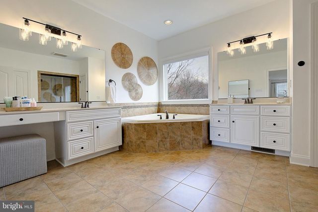 2079 TIMBERNECK DR, Owings, MD 20736