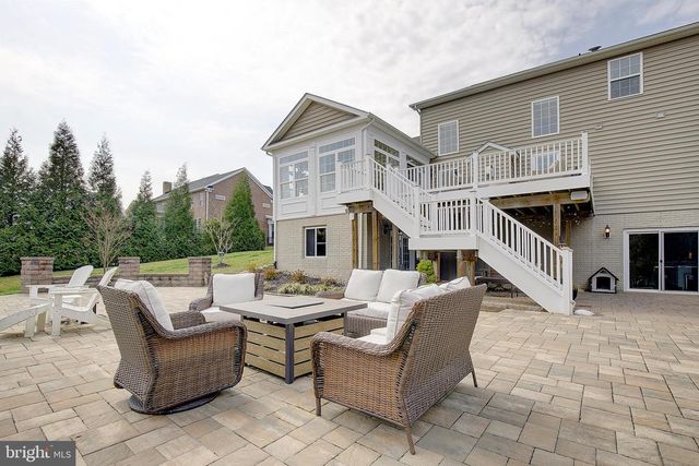 2079 TIMBERNECK DR, Owings, MD 20736