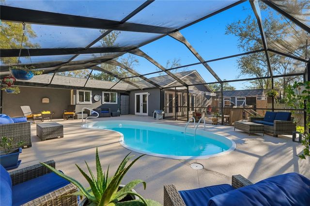 49 VALENCIA CIRCLE, Safety Harbor, FL 34695