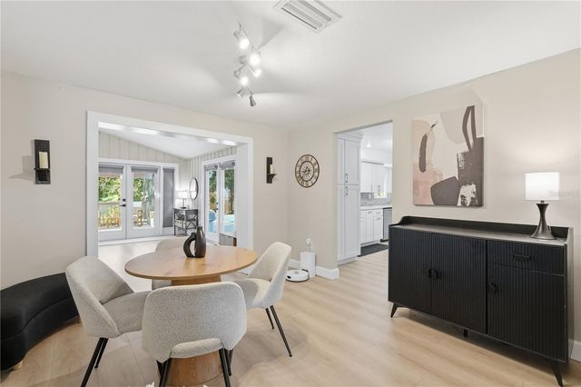 49 VALENCIA CIRCLE, Safety Harbor, FL 34695