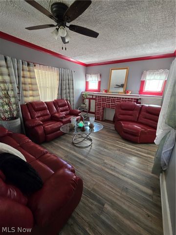 3396 W 94th Street, Cleveland, OH 44102